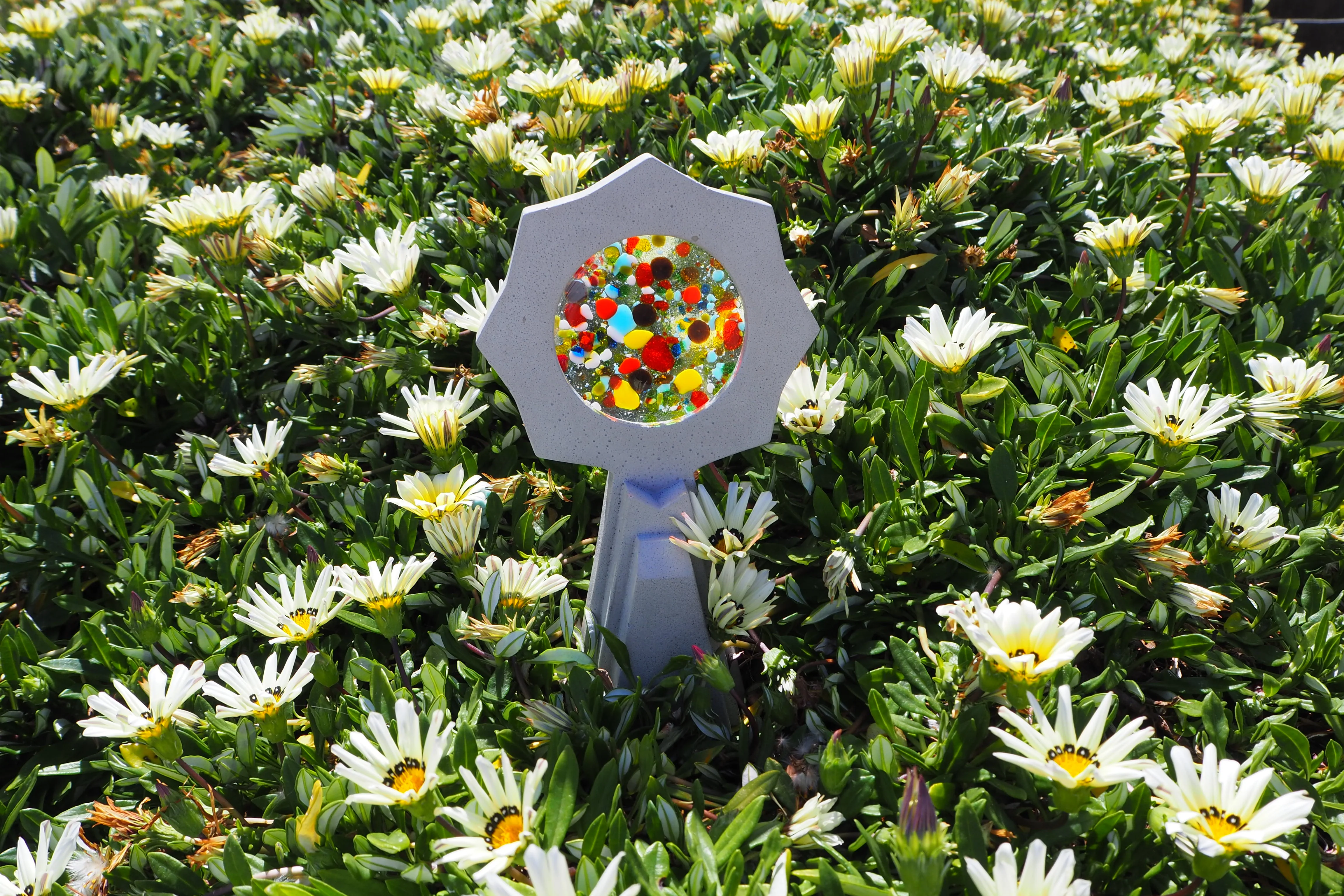 Flower Monolith - Yellow Confetti - Image 4